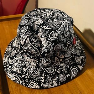 Mens Paisley Bucket Hat